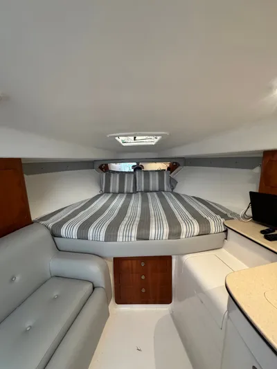 Knot Workin Yacht Photos Pics 