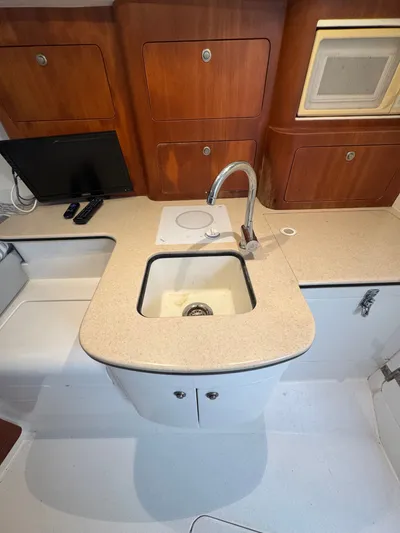 Knot Workin Yacht Photos Pics 