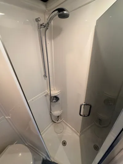 Knot Workin Yacht Photos Pics 