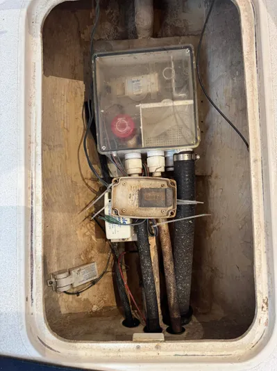 Knot Workin Yacht Photos Pics 