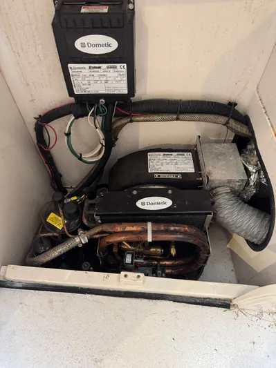 Knot Workin Yacht Photos Pics 