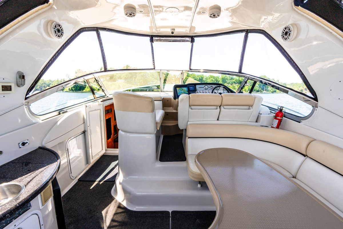 2008 Four Winns 37 