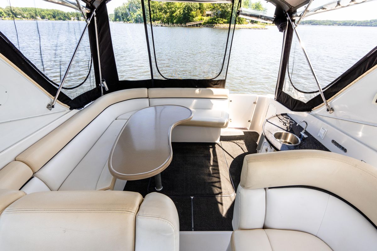 2008 Four Winns 37 