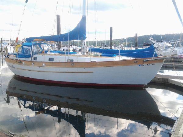 1981 Young Sun Sloop