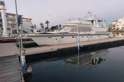 1993 Hi-Star 48 Sundeck