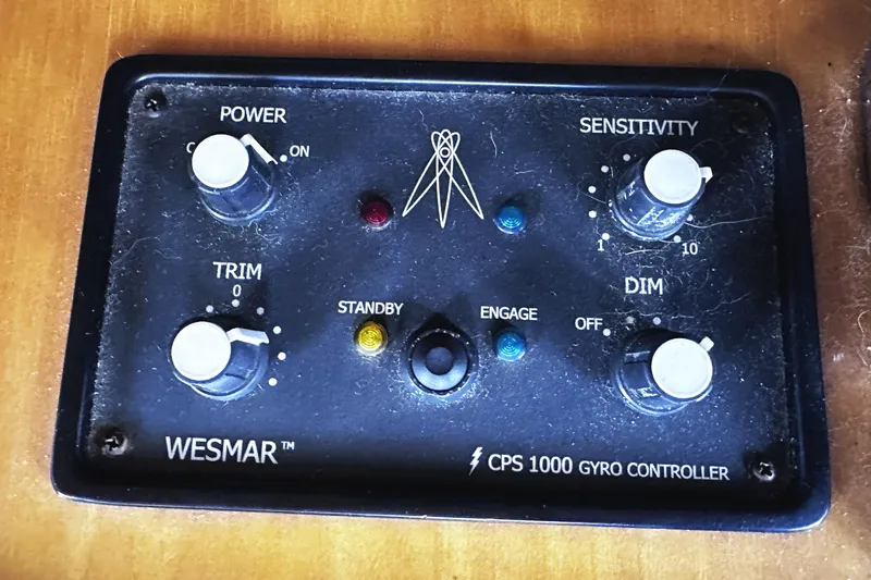 Times Like These Yacht Photos Pics WESMAR CPS 1000 Gyro Controller on 2004 McKinna 57 PHMY Widebody yacht.