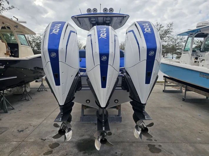  Yacht Photos Pics Three Mercury 450R engines on a 2022 Statement 380 Open boat.