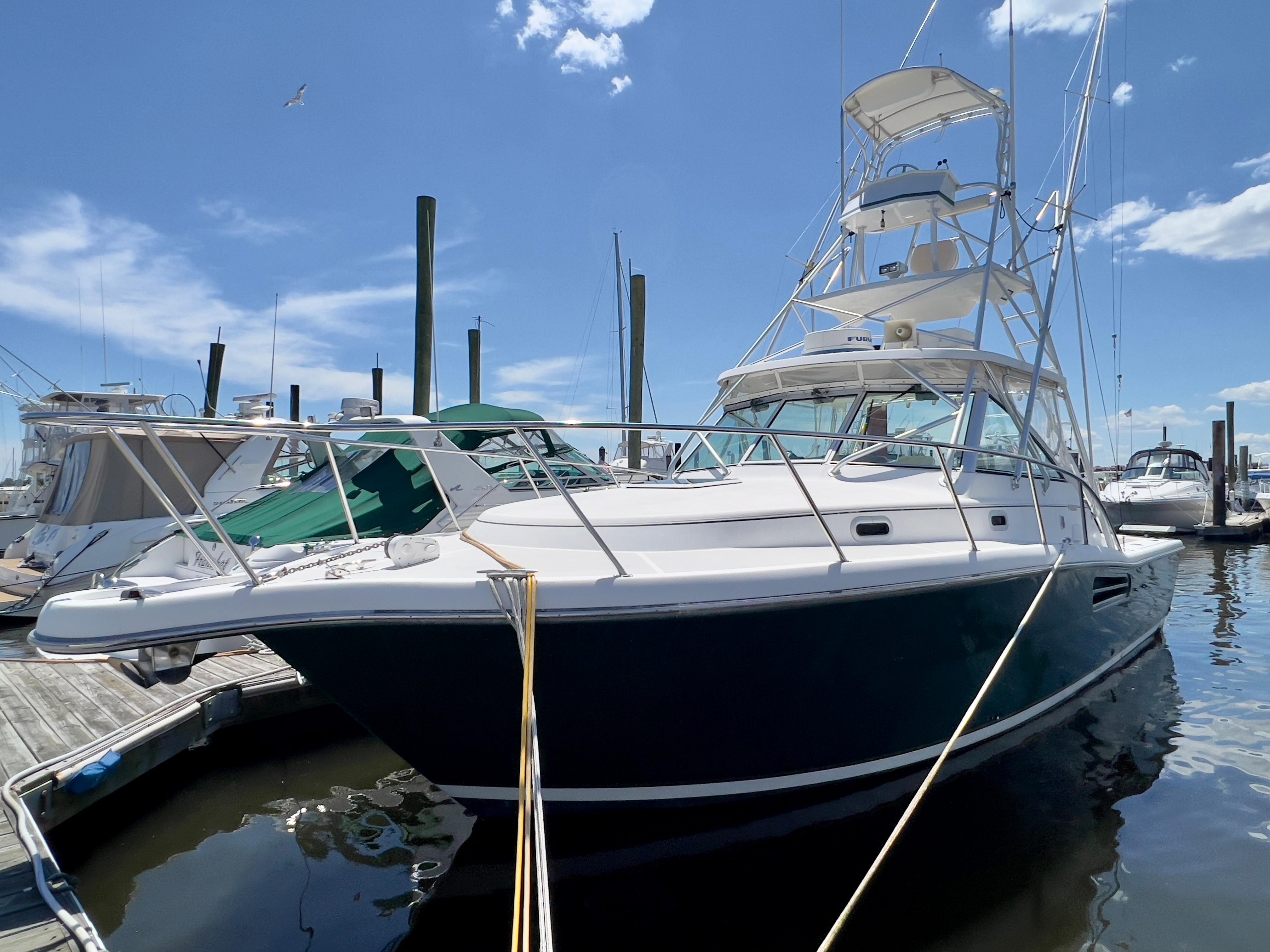 1999 Pursuit 3400 Express Express Cruiser for sale - YachtWorld