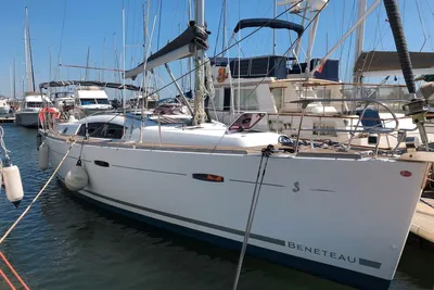 Beneteau Oceanis 40