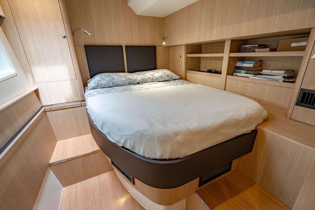 2019 Aquila 44 