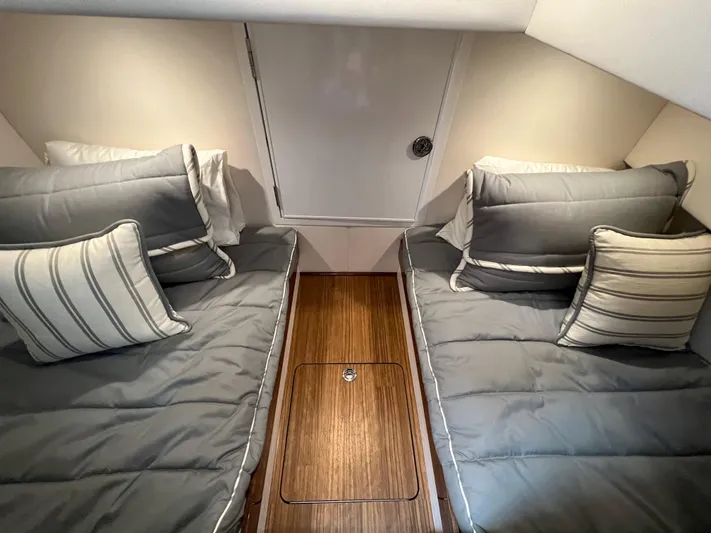 2026 Valhalla V-55 Yacht Photos Pics 2026 Valhalla Boatworks V-55 Interior