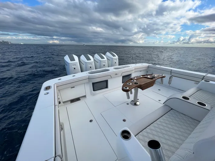 2026 Valhalla V-55 Yacht Photos Pics 2026 Valhalla Boatworks V-55 Cockpit