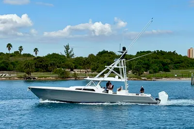 Valhalla Boatworks V-55