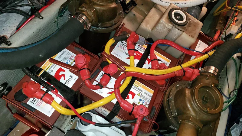 Pura Vida Yacht Photos Pics House Battery Bank