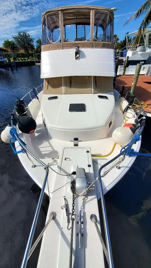 Pura Vida Yacht Photos Pics Fore Deck Aft