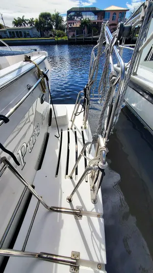 Pura Vida Yacht Photos Pics Swim Platform Starboard