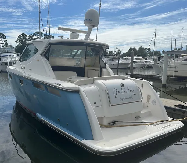 Five Too Soon Yacht Photos Pics 