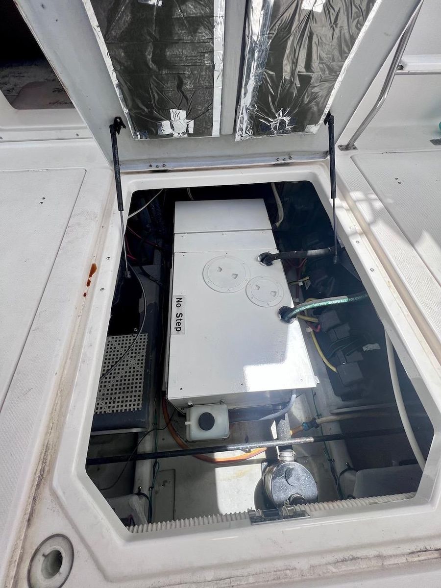 2004 Meridian 49 