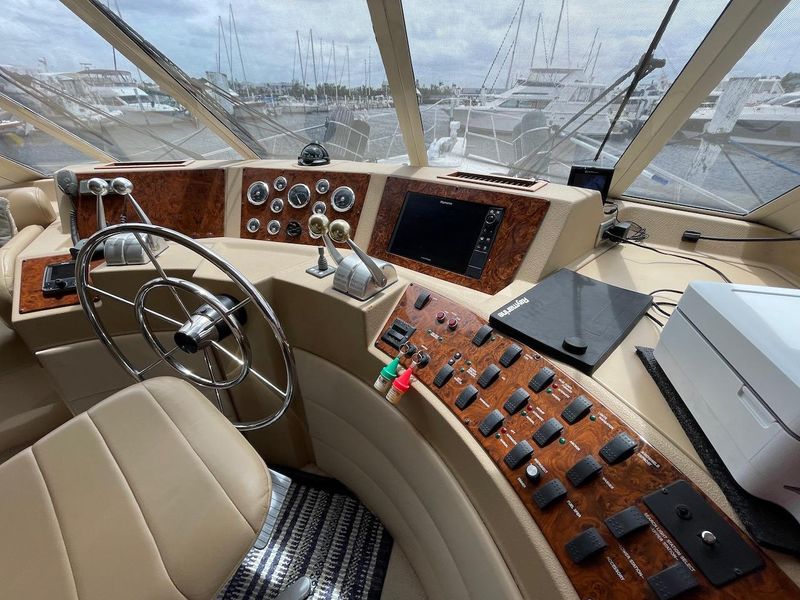 2004 Meridian 490 Pilothouse