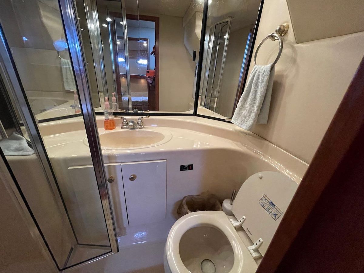 2004 Meridian 49 