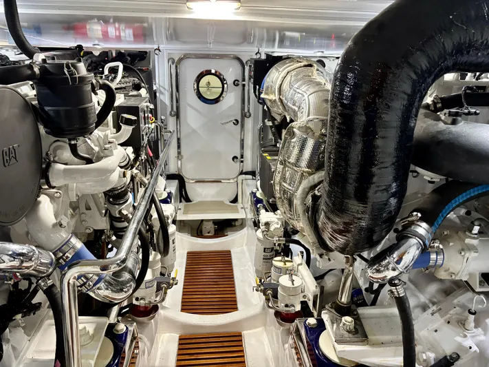 Forever Fun Yacht Photos Pics 