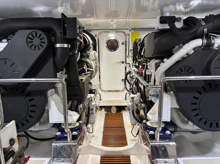 Forever Fun Yacht Photos Pics 