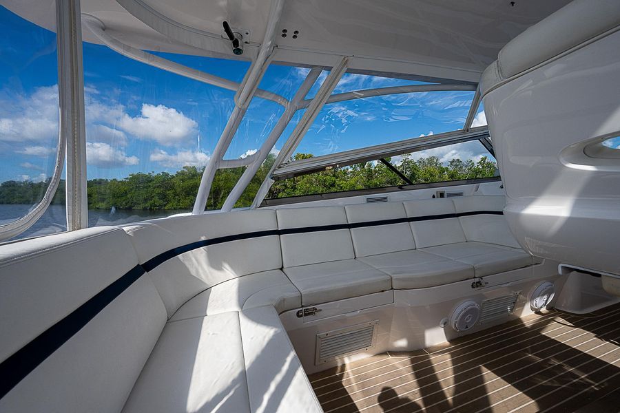 2016 Intrepid 430 Sport Yacht