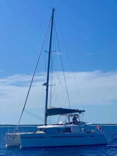 Larimar Yacht Photos Pics 