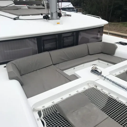 Larimar Yacht Photos Pics 