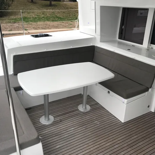 Larimar Yacht Photos Pics 