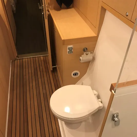 Larimar Yacht Photos Pics 