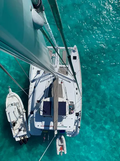 Larimar Yacht Photos Pics 
