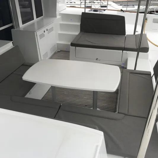 Larimar Yacht Photos Pics 