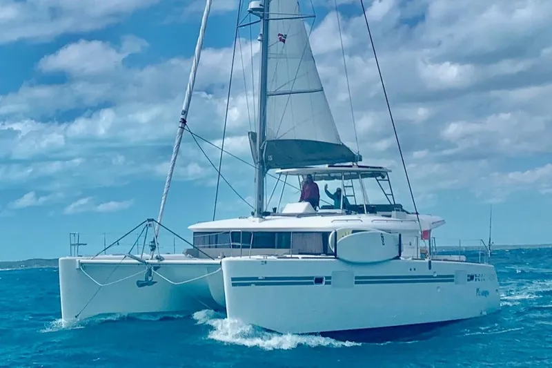 Larimar Yacht Photos Pics 