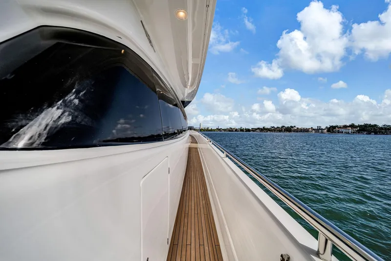 Evolution Yacht Photos Pics Ferretti Yachts 800, 2013 model, sleek deck view with ocean and sky backdrop.