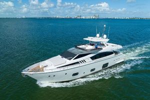 2013 80' Ferretti Yachts-800 Miami Beach, FL, US