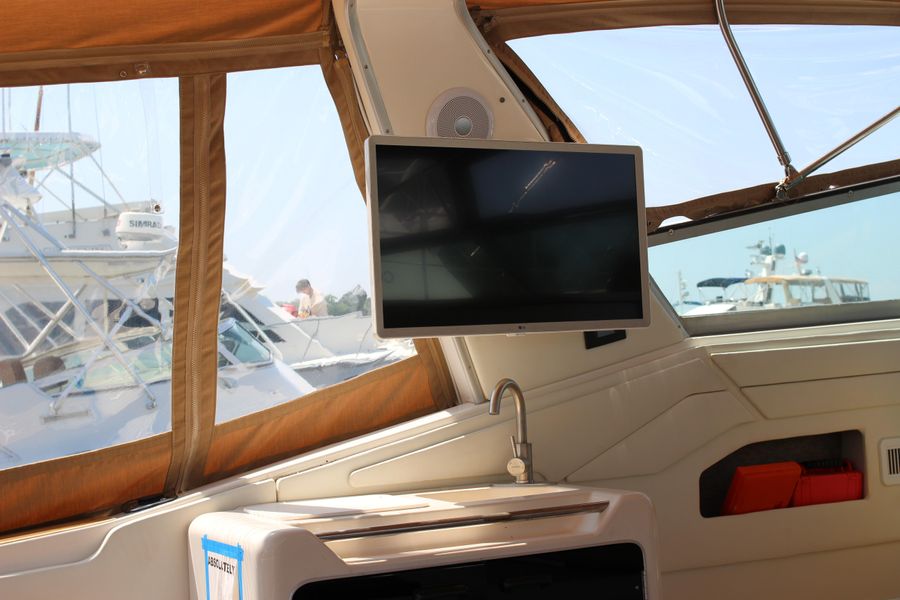 1994 Sea Ray Sundancer 44