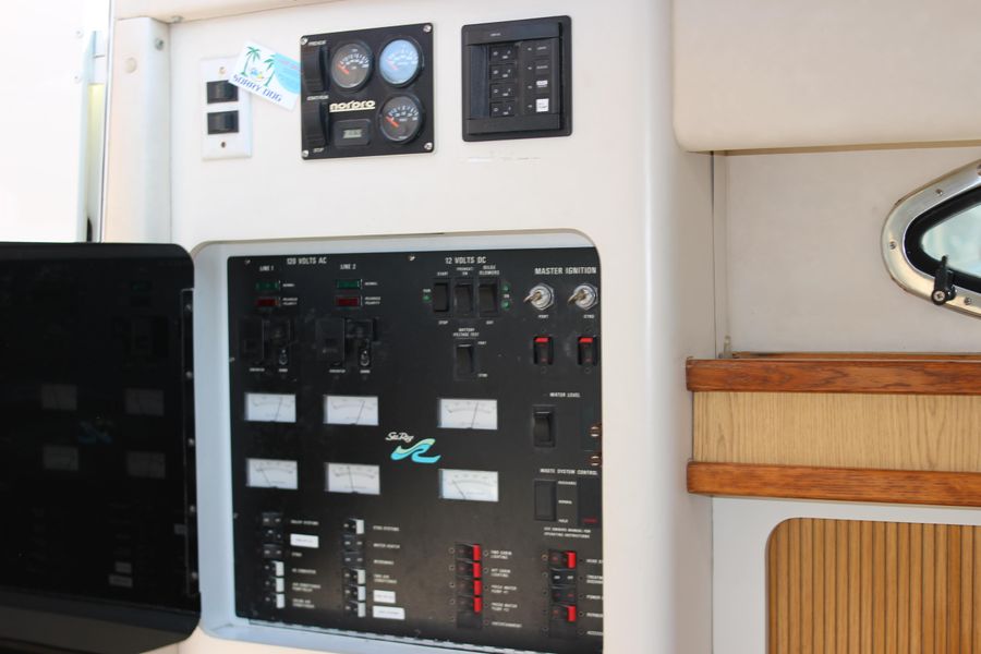 1994 Sea Ray Sundancer 44