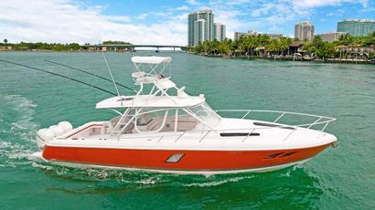 2016 40' Intrepid-400 Cuddy North Miami Beach, FL, US