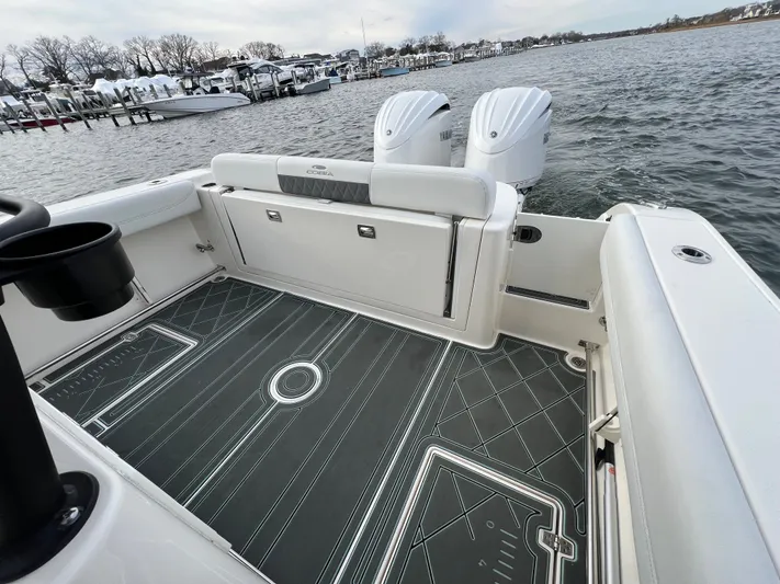 Chaos Yacht Photos Pics 