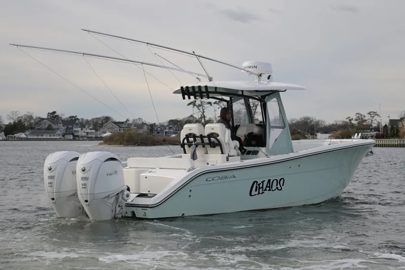 Chaos Yacht Photos Pics 