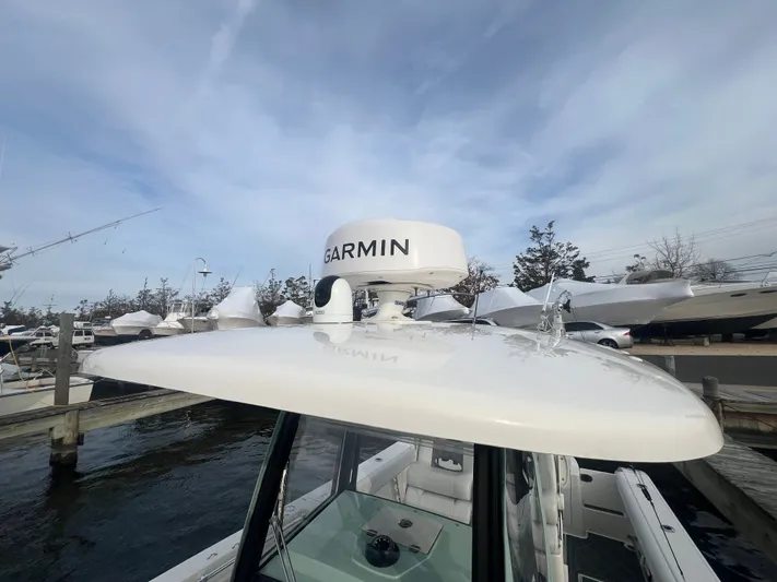 Chaos Yacht Photos Pics 