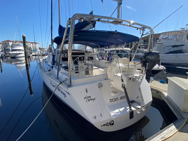 Lion Wings Yacht Photos Pics 