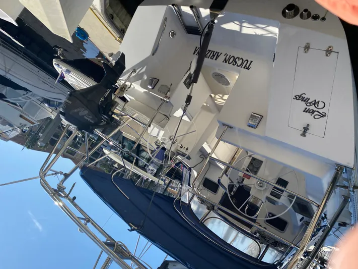 Lion Wings Yacht Photos Pics 