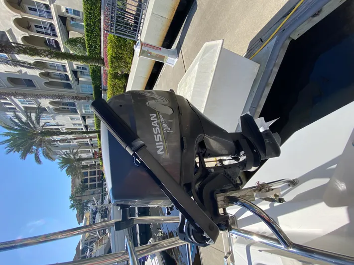 Lion Wings Yacht Photos Pics 