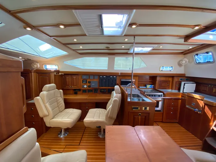 Lion Wings Yacht Photos Pics 