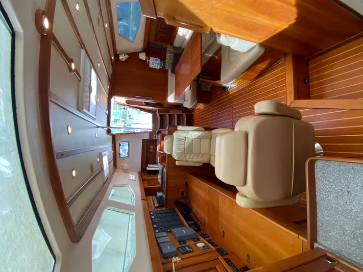 Lion Wings Yacht Photos Pics 