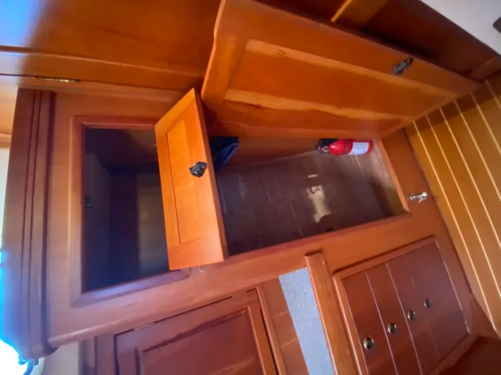 Lion Wings Yacht Photos Pics 