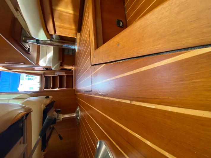 Lion Wings Yacht Photos Pics 