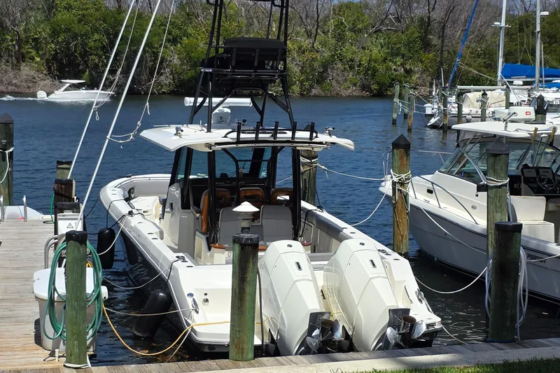 Grey Hawk Yacht Photos Pics 